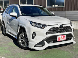 保証も安心！！中古車は4年保証（年式によって異なります）！！色々な保証プランもお客様にお選びいただけます。