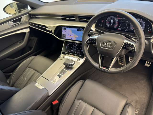 徹底した納車整備を施して上質なコンディションでお客様にお届けするのがAudi認定中古車。充実した保証やサポートで安心してお乗りいただけます。「Audiが2度認めたAudi」、それがAudi認定中古車です。