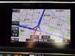 純正パナソニック製ナビゲーションを備え、フルセグTVの視聴やブルートゥース接続での音楽再生等をお楽しみいただけます。詳しくはフリーコール　0078-6002-080898まで。