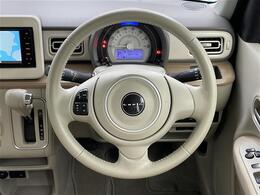 【ステアリング】ステアリングはとても綺麗な状態です☆