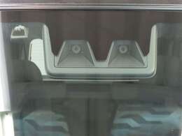 禁煙車です。シートの汚れも臭いもほとんど気になりません。