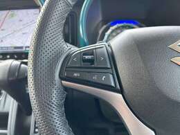 運転中、前方から目線をそらすことなく、オーディオ等の操作が可能な便利機能！安心＆快適なドライブを演出してくれます。