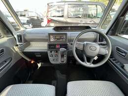 毎回座るフロントシート。運転席は使用する部分ですので、座り心地が重要です！