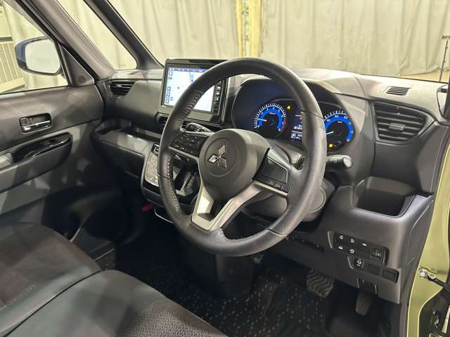 当店のこだわりはズバリ「価格」です。車両仕入れにとことんこだわり、良質な車両を安く取り揃えております。