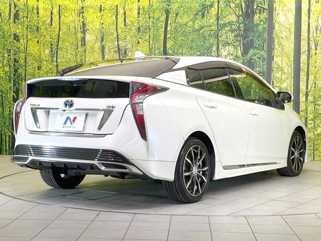 ☆全国のネクステージからお取り寄せが可能※！遠方の店舗に展示してあるクルマが気になる場合も、最寄りの店舗でご覧いただくことが可能です！是非私たちに要望をお聞かせください！※別途費用