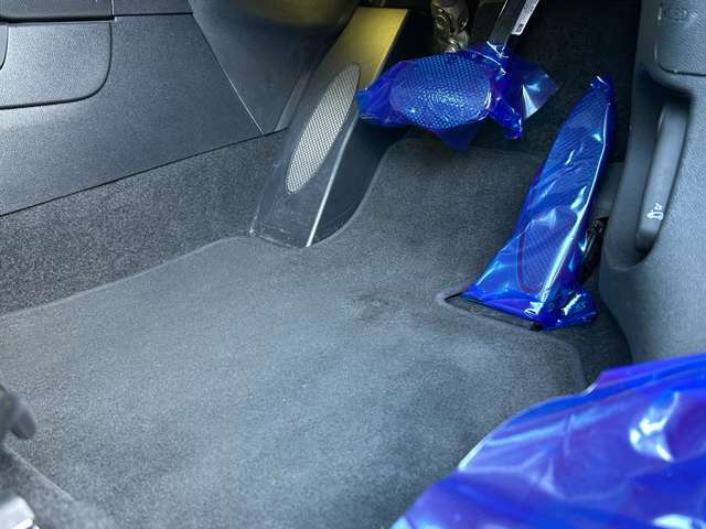 安心してカーライフを始めていただくことが出来るよう、必要な整備を実施し整備記録簿を発行いたします。