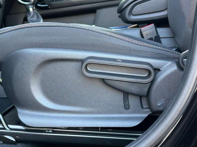 メンテナンスパックはご購入時だけのお得な点検・整備パック(有償)。点検コースと車検コースがございます。詳しくは店舗コーディネーターまでお問い合わせ下さい。