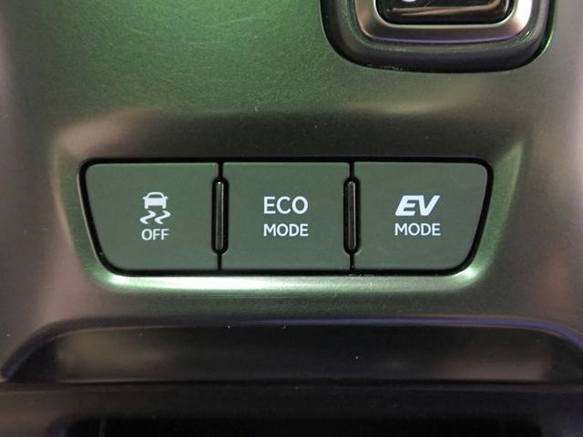 ◆三重県最大級の大型屋内中古車センター♪ヴァーサス鈴鹿店です♪オールジャンルの展示車が盛り沢山です♪在庫の無い車両のオーダーも受け付けます♪電話→059-384-5050までお問合せ下さい◆