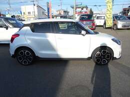 各種クレジットも扱っておりますので、ご予算に合わせたお支払方法が出来ます。お気軽にご相談下さい。