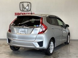 【Honda認定中古車 U-Select】　は3つの安心をお約束します。　1　Hondaのプロが整備した安心。 2　第三者機関がチェックした安心。　3　購入後もHondaが保証する安心。