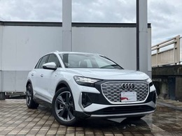 試乗車Q4 e-tron入荷！