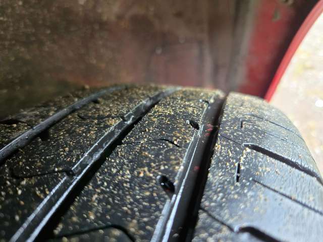 販売後、納車したら終わりではなく、納車がお客様とのお付き合いの始まりです。末永いお付き合いができるよう精一杯頑張りますので、皆様のご来店を心よりお待ちしております。
