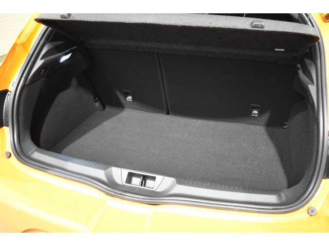当車両は『BUBUさいたま店』に展示をさせていただいております。詳しい装備・状態につきましてはスタッフまでお気軽にお問い合わせくださいませ。ご来店を心よりお待ちしております！