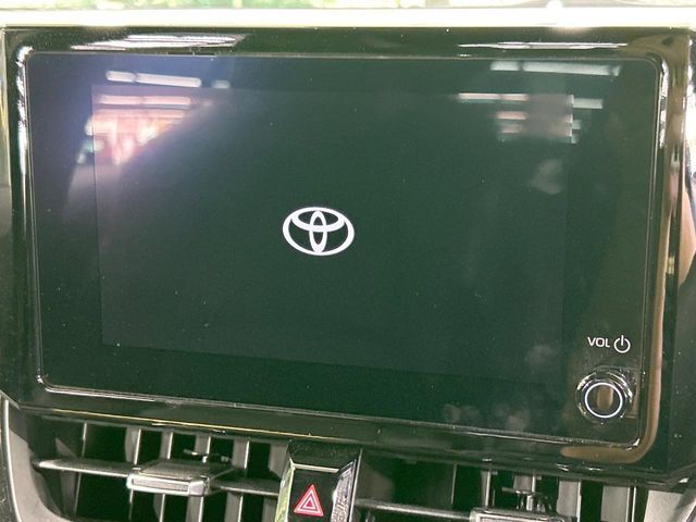 【ディスプレイオーディオ】お持ちのスマホやMP3プレイヤーとの無線接続で音楽再生が可能！コードで繋ぐわずらわしさも無く、手軽にお気に入りの音楽を楽しめます。