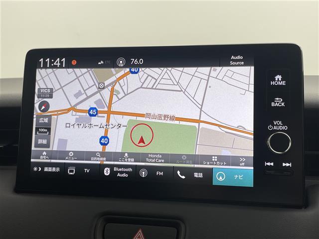 【純正9インチディスプレイオーディオ】スマホをクルマとつなぐだけで、おなじみのアプリをディスプレイオーディオ上で気軽に使えるようになります♪