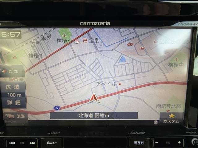 主な装備は、カーナビ、エンジンスターター、シートヒーター、ワンオーナー車、寒冷地仕様となっております。