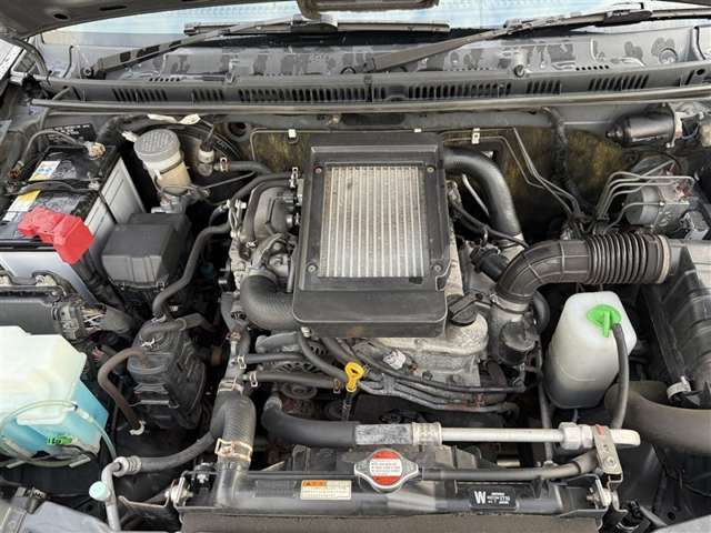 主な装備は、カーナビ、エンジンスターター、シートヒーター、ワンオーナー車、寒冷地仕様となっております。