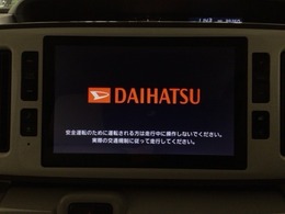 【オーディオ機能】ナビに一体のオーディオは、フルセグTVの他にDVD/CDプレーヤーを装備♪もちろんFM/AMラジオもお聞きいただけますよ♪