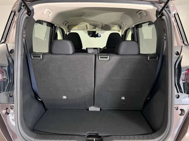 ラゲッジスペースは広々です！