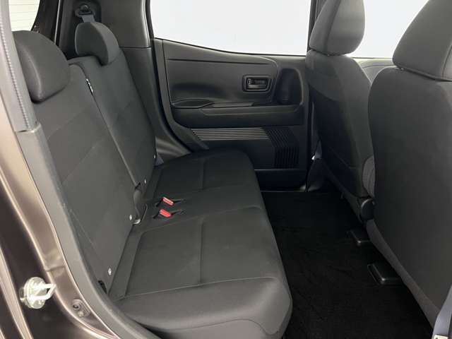 車内はルームクリーニングを実施済みです！綺麗な状態ですので、お気軽にご来店くださいね！