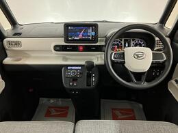 インパネ全体！！視界も良好で運転し易い♪小回りが利くから、運転が苦手でも狭い路地や駐車場でも運転しやすいですよ◎