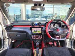 【★キレイなインテリア】大切にされていた様子が見受けられます！もちろんタバコやその他の嫌な臭いもございません！気持ち良く乗り出しいただけます♪