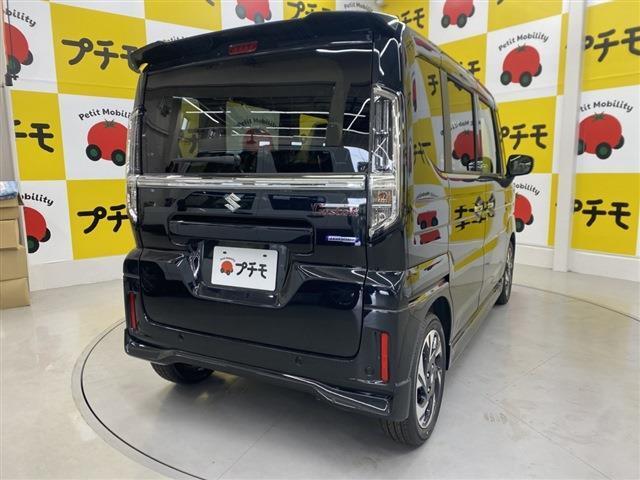 これからお車を購入し長くカーライフを楽しんで頂きたいと思い、当社スタッフは、そんな様々なお客様と安心して、楽しめるカーライフを一緒に考えてご提案させて頂いております