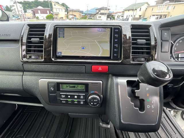 お忙しくてなかなかご来店できない方！お目当ての在庫車両があれば、場所に限りはありますが、お住まいのお近くまでお伺いいたします！お問い合わせはフリーダイヤル　0078-6002ー629684　　まで！