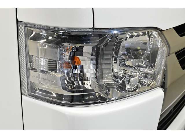 ■純正LEDヘッドランプ(オートハイビーム)★即納台数多数取り揃え！気に入っていただけるお車ご提案します☆ご来店お待ちしております。シーアールエス大阪06-6852-9000