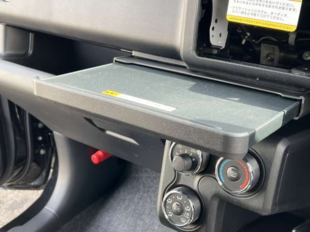 登録済未使用車/バックモニター/トヨタセーフティーセンス/AC100V電源/ダブルエアバック/オートハイビーム/レーンキーピング/トラクションコントロール/キーレスエントリー/電動格納ドアミラー