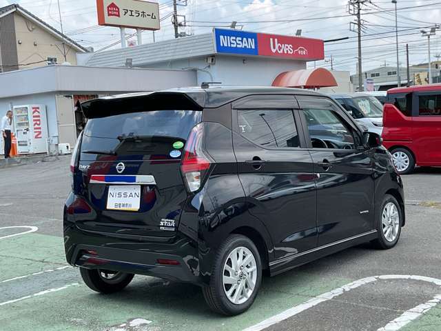 【納車前点検】車検整備付き24ケ月＋エンジンオイル＋エレメント＋ワイパーリフィール交換等を弊社整備工場にて実施。整備費用は車両本体に含まれております。