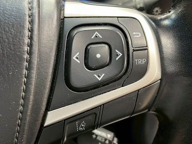 【レーンキープアシスト】も搭載しており、より安全、より快適に運転をお楽しみ頂けます♪