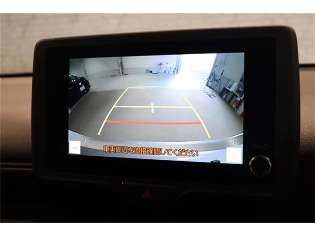 駐車が苦手な方も、そうでない方も、大変に便利なバックモニターを搭載しております！