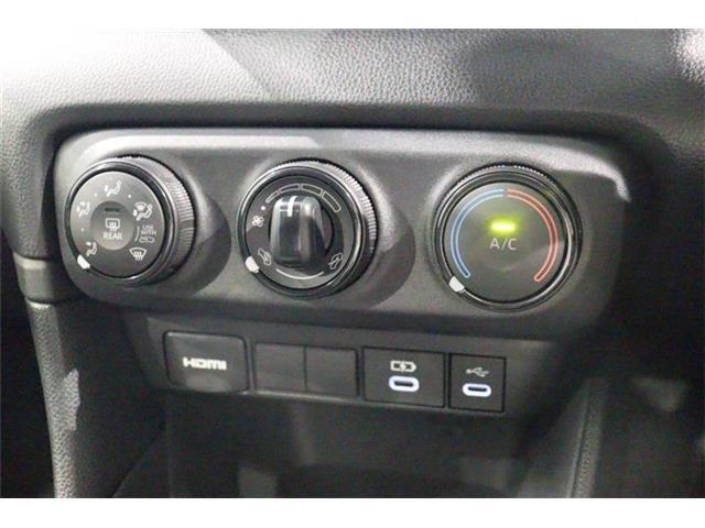 エアコンももちろん装備！わかりやすく使いやすいマニュアルエアコンです！