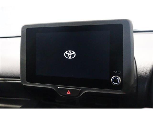 メモリーナビです！純正ナビは機能も見た目も良いですよ！