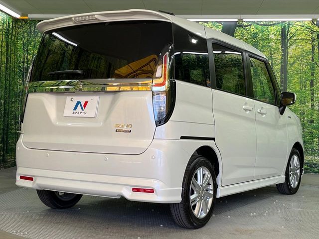 親切・丁寧な専門メカニックスタッフが応対！・車検・点検整備・事故等の修理などアフターサービスも安心。お車のカスタマイズもネクステージのサービススタッフまでご相談ください！