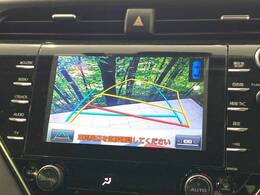 【バックカメラ】駐車時に後方がリアルタイム映像で確認できます。大型商業施設や立体駐車場での駐車時や、夜間のバック時に大活躍！運転スキルに関わらず、今や必須となった装備のひとつです！