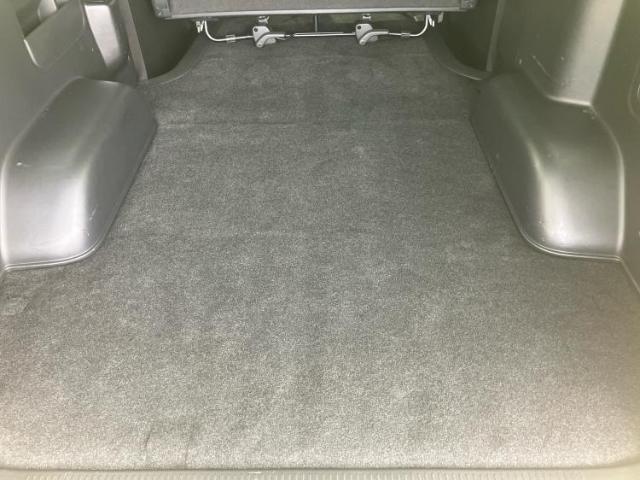 WECARS（ウィーカーズ）は全国250店舗展開！お客様が安心してカーライフをお楽しみいただけるよう社員一同心を込めてサポートいたします。
