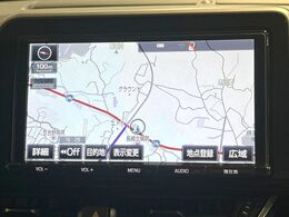 【純正ナビ】人気の純正ナビを装備。オーディオ機能も充実しており、Bluetooth接続すればお持ちのスマホやMP3プレイヤーの音楽を再生可能！毎日の運転がさらに楽しくなります！！