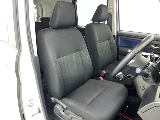 「運転席」シートなどの状態も良く、目立つような傷や汚れはありません！