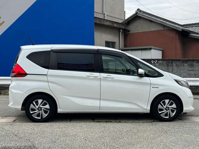 グループ総在庫数200台以上！！豊富な在庫の中からお客様にぴったりな一台をご提案いたします！！
