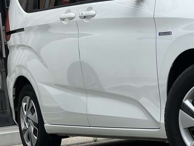 弊社は、お客さまのニーズにお応え出来るよう、豊富な車種を取り揃えております。お乗り換えの際も、是非、よろしくお願いいたします。
