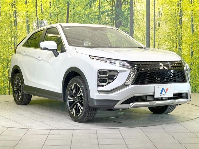 大好評のボディコーティング「弾スプラッシュコート」もご納車までに施工可能。通常のガラスコートと異なる、耐久年数6年の無機質ガラスコーティングが、ボディをキレイな状態に保ってくれます。