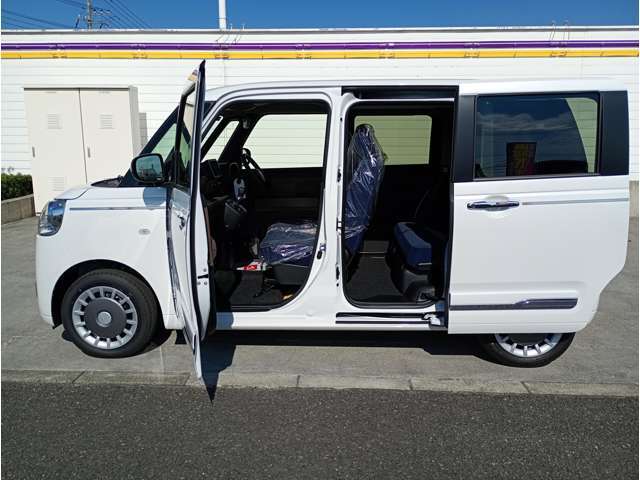 お車を御購入のアフターも東部オートにお任せ下さいませ！自社工場の整備工場、板金工場も完備で安心です！