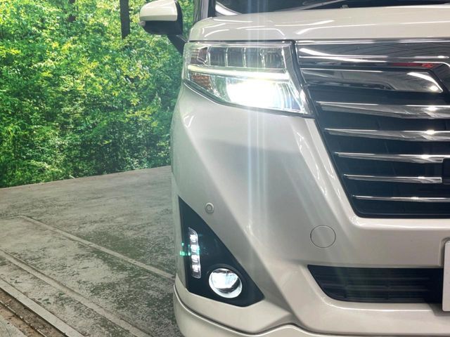 【LEDヘッドライト】悪天候や夜間走行時も良好な視界を確保し安心して運転できる高輝度LEDヘッドライトを装備！点灯速度が早く、消費電力も抑えられています。
