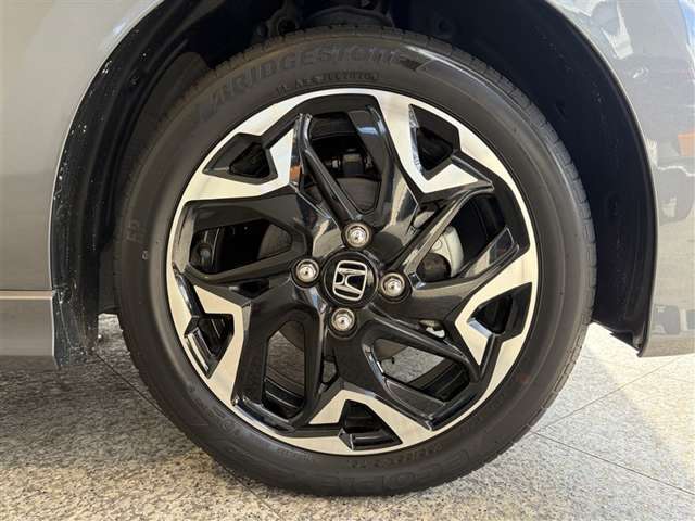 15インチ・アルミ純正