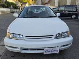 ローダウン！！ヘッドライト左右もキレイです！！車検R8年9月まであります！！5速MT！！