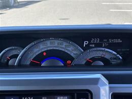 【スピードメーター】メーターがシンプルで見やすく運転しやすいですね！