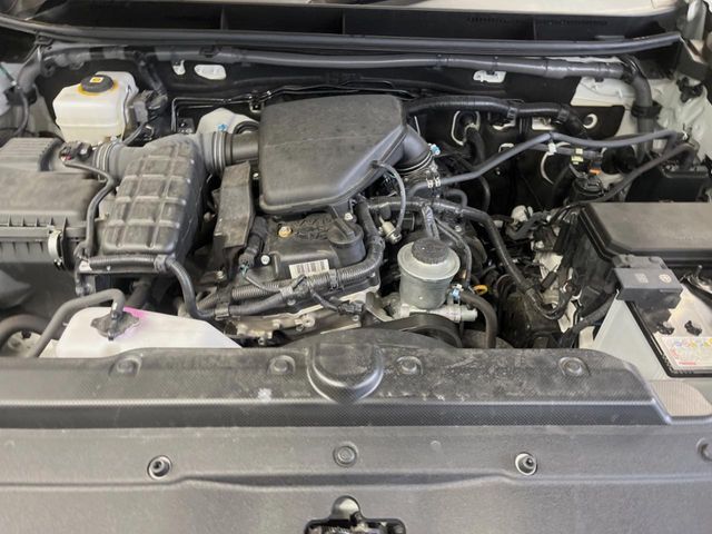 親切・丁寧な専門メカニックスタッフが応対！・車検・点検整備・事故等の修理などアフターサービスも安心。お車のカスタマイズもネクステージのサービススタッフまでご相談ください！