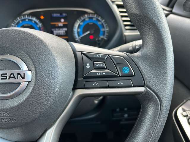 快適なドライブを楽しむための機能が装備されています！運転席から触れるので、使いやすいです！除菌プランいれていただくと、さらに清潔で安心していただけます！